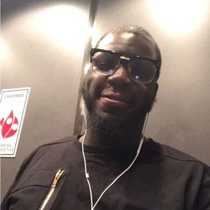 Meet your Posher, Moe